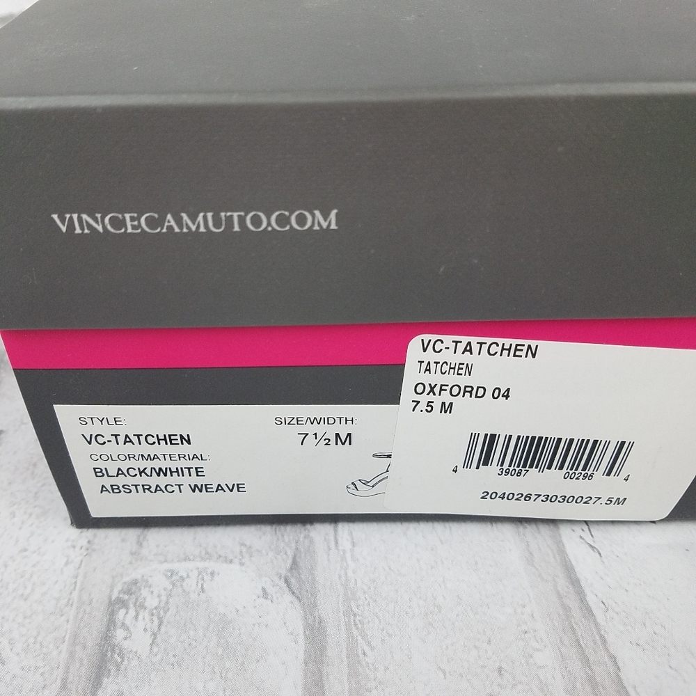 VINCE CAMUTO "Tatchen" Platform Wedge Sandals - Picture 12 of 12